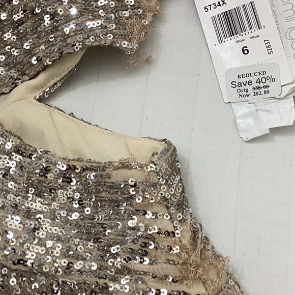 AQUA
V Neck Long Sleeve Cutout Sequin Dress - 100% Exclusive - Picture 12 of 15